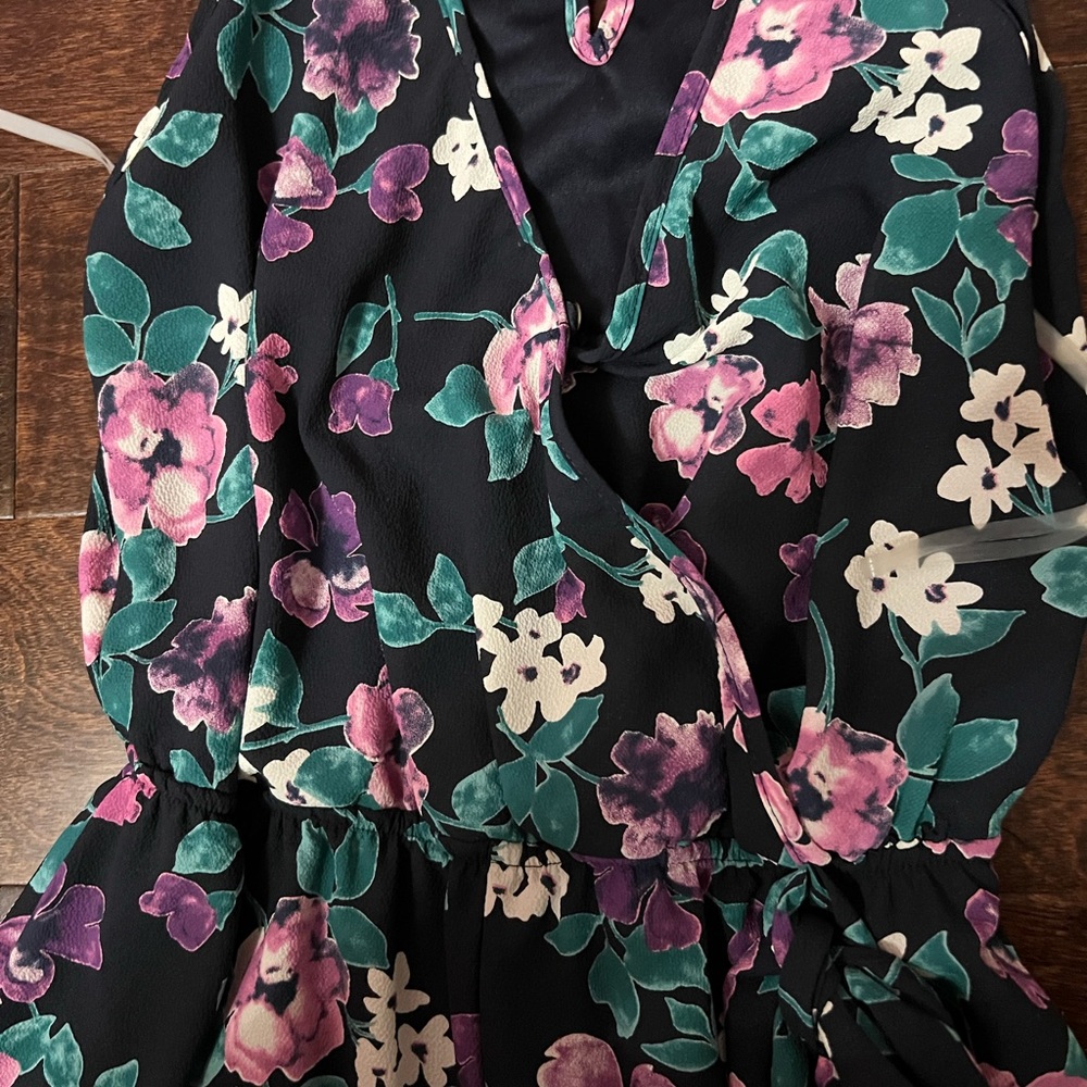 Flower romper - Picture 3 of 7